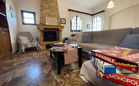 Fyrogenis Cozy Family Friendly House In Gournes